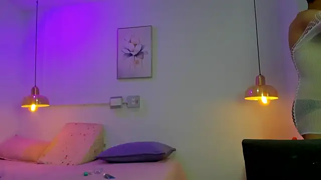 Snapshot of Kimberlyy- chatting on 1, 6, 2026 Kimberlyy- online show from 1, 6, 2026