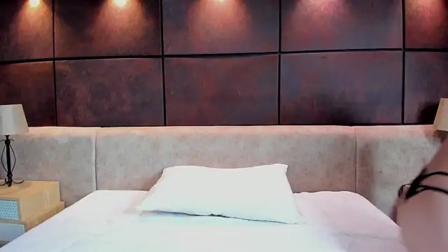 AshlyBella online show from 22, 6, 2026