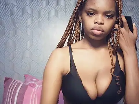 BustieLaura online show from 11, 6, 2026