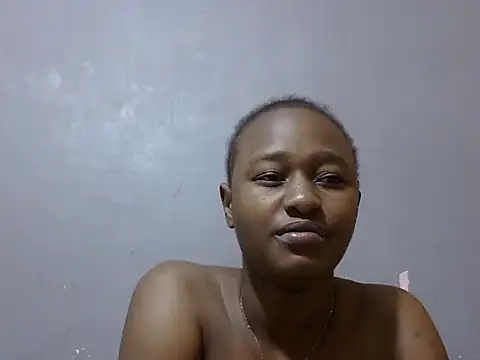 Snapshot of Petite_Ebony10 chatting on 6, 6, 2026 Petite Ebony10 online show from 6, 6, 2026
