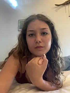 Snapshot of SecretViolaa chatting on 11, 7, 2026 SecretViolaa online show from 11, 7, 2026