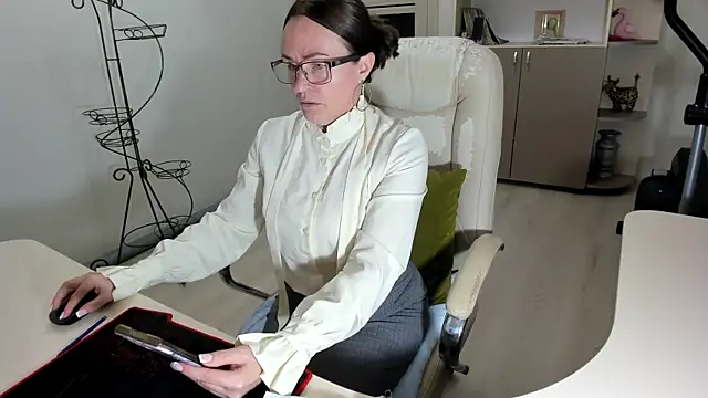 Vika73 online show from 14, 11, 2025