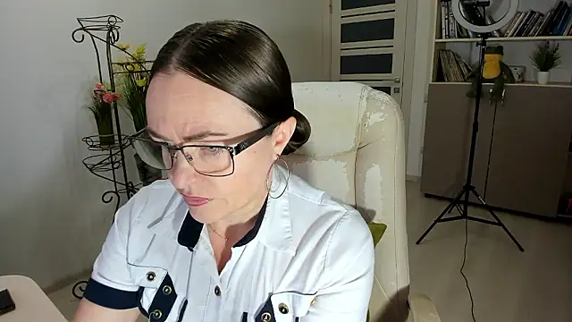 Vika73 online show from 13, 1, 2026