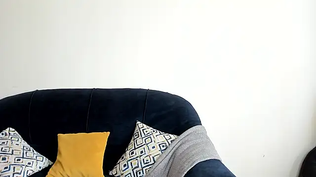 Dynasty Smiles online show from 10, 6, 2026