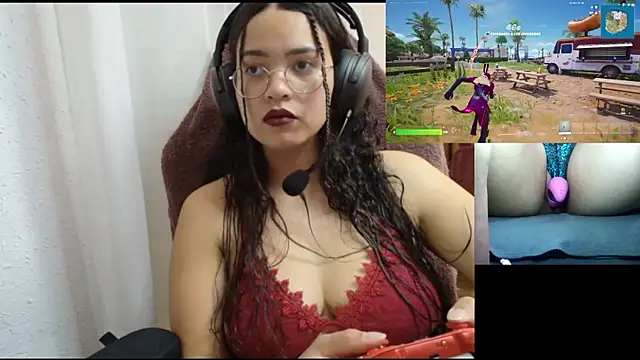 Snapshot of scarletdollof chatting on 22, 5, 2026 scarletdollof online show from 22, 5, 2026