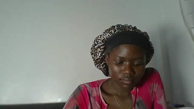 Snapshot of Ebony-Candy chatting on 18, 5, 2026 Ebony-Candy online show from 18, 5, 2026