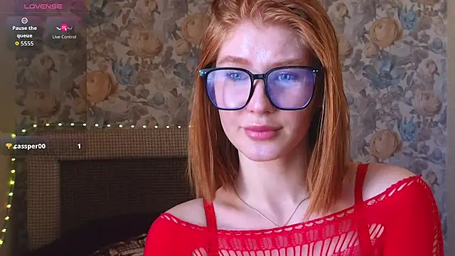 Snapshot of Juli_Ginger chatting on 13, 7, 2026 Juli Ginger online show from 13, 7, 2026