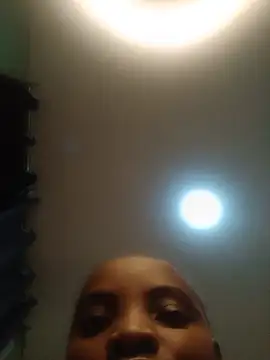 Snapshot of Alianamilly0 chatting on 21, 5, 2026 Alianamilly0 online show from 21, 5, 2026