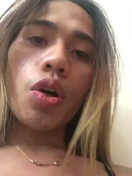 hugecock kate online show from 27, 6, 2026