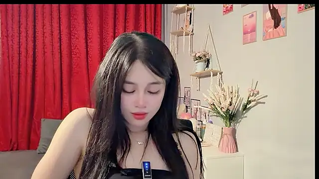 Bee-Cherry online show from 7, 7, 2026