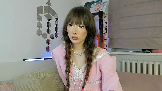 BlytheCinder online show from 5, 7, 2026