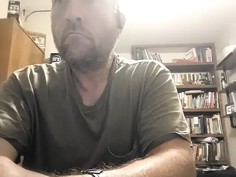 Snapshot of icebergXpress chatting on 18, 6, 2026 icebergXpress online show from 18, 6, 2026