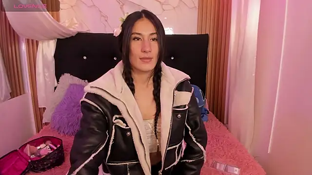 Sara Sweet03 online show from 4, 7, 2026