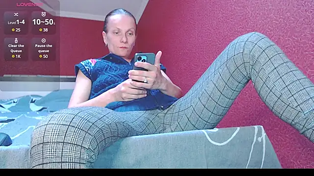 TorySoSweety online show from 22, 3, 2025