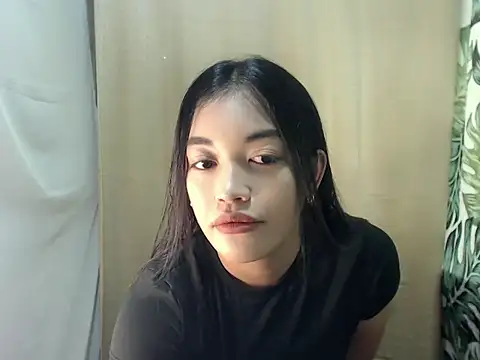Snapshot of itsme_gwen chatting on 20, 5, 2026 itsme gwen online show from 20, 5, 2026