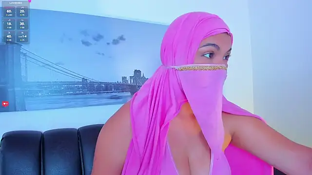 Amira 002 online show from 19, 5, 2026