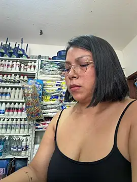 ISABELLA  LUNA online show from 24, 6, 2026