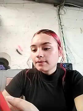 Arianna 01 online show from 20, 5, 2026