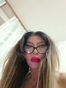 JessicaNichols  online show from 27, 6, 2026