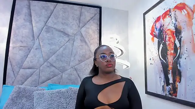 Snapshot of ZoeBrowns chatting on 3, 6, 2026 ZoeBrowns online show from 3, 6, 2026
