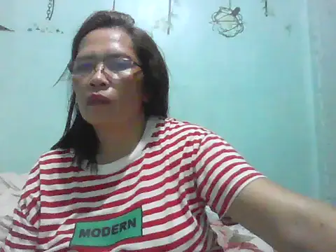 momshe2026 online show from 20, 6, 2026