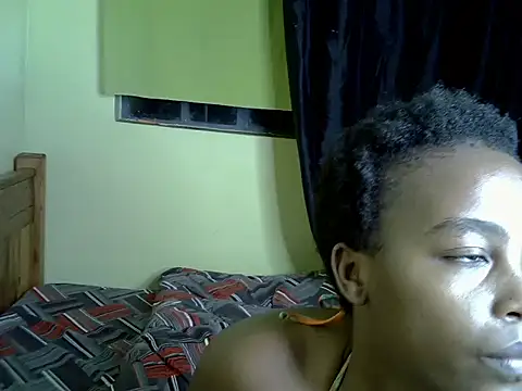 Snapshot of Prettieval chatting on 20, 5, 2026 Prettieval online show from 20, 5, 2026