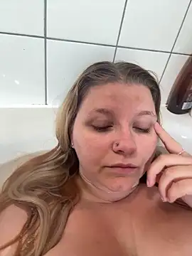 LucieLouBabe online show from 5, 6, 2026
