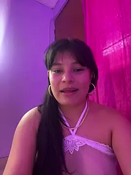 Samantha Torrez1 online show from 20, 5, 2026