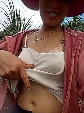 Snapshot of Heryy_xx chatting on 18, 6, 2026 Heryy xx online show from 18, 6, 2026