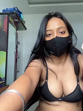 livia dolls online show from 14, 6, 2026