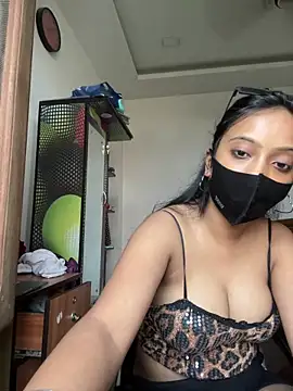 livia dolls online show from 16, 6, 2026