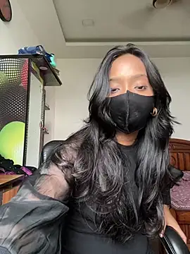 livia dolls online show from 17, 6, 2026