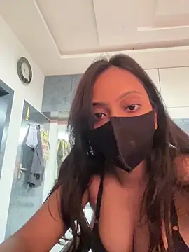 livia dolls online show from 18, 6, 2026
