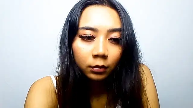 Snapshot of KristieOrtmann chatting on 25, 6, 2026 KristieOrtmann online show from 25, 6, 2026
