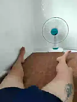 Snapshot of hothot_dam chatting on 27, 5, 2026 hothot dam online show from 27, 5, 2026