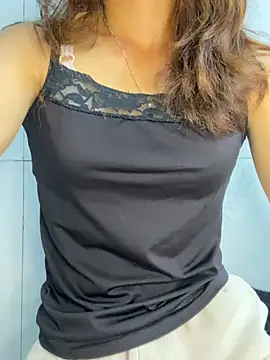 Miuuu22 online show from 10, 6, 2026