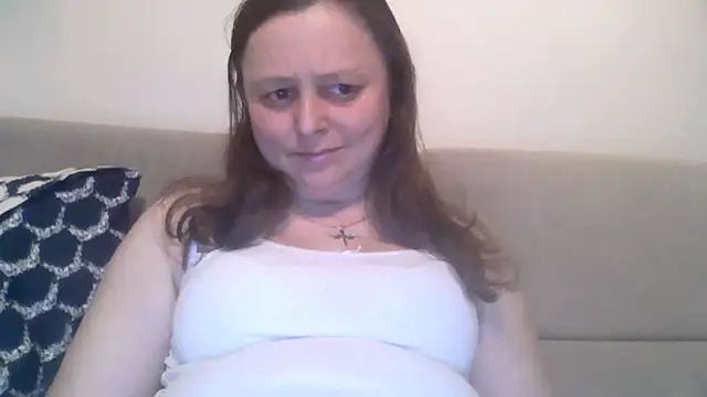 Snapshot of TaylorLovely chatting on 3, 6, 2026 TaylorLovely online show from 3, 6, 2026
