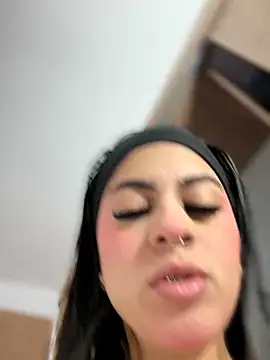 Eveliin   online show from 5, 6, 2026