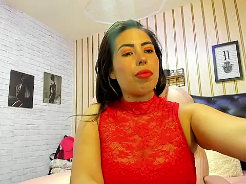 nikki nikoll online show from 16, 6, 2026