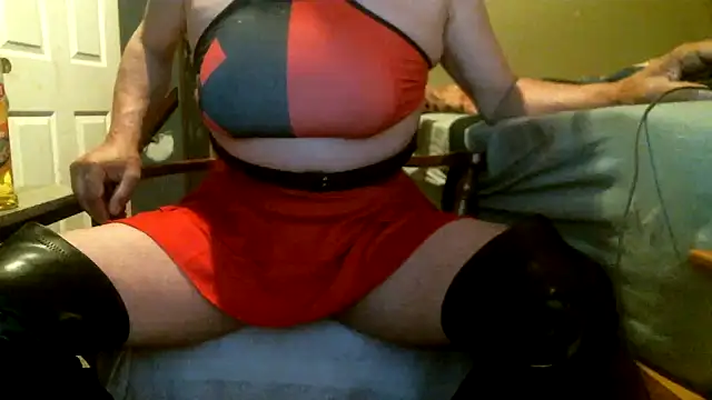Snapshot of sissyslave1999 chatting on 24, 6, 2026 sissyslave1999 online show from 24, 6, 2026