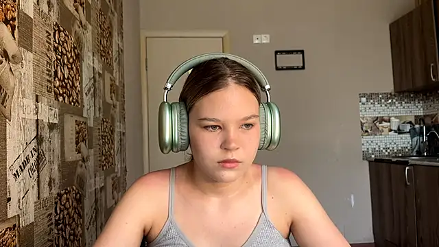 HellyRay online show from 18, 6, 2026