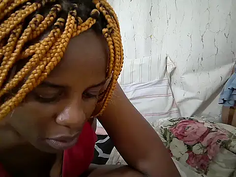 queen beev online show from 13, 6, 2026