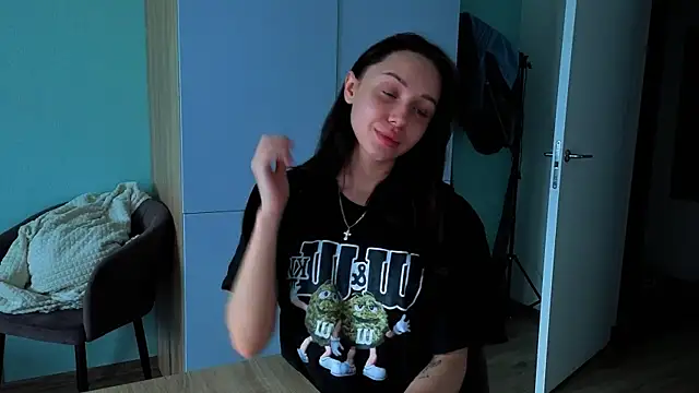 EsterCarterr online show from 25, 5, 2026