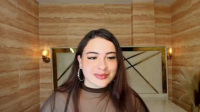 Kiara Moon r online show from 23, 6, 2026