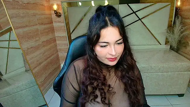 Kiara Moon r online show from 14, 7, 2026
