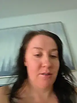 Snapshot of CreamVixen chatting on 22, 6, 2026 CreamVixen online show from 22, 6, 2026