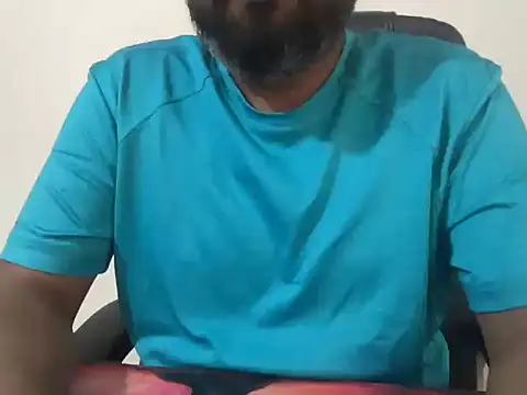 incestfukcerr online show from 29, 6, 2026
