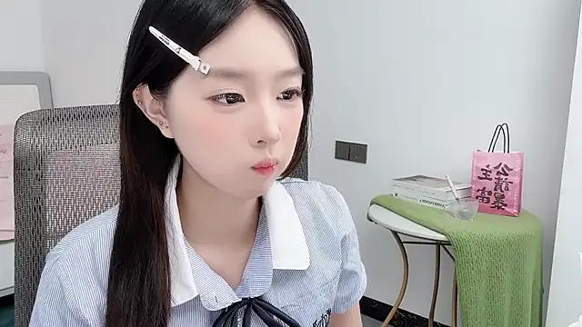 Yoyo33355 online show from 18, 6, 2026