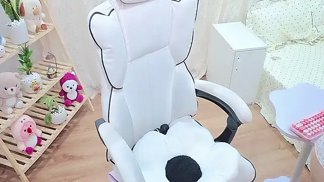 lrykknana online show from 7, 7, 2026