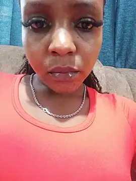 Snapshot of Queen_pretty2 chatting on 6, 7, 2026 Queen pretty2 online show from 6, 7, 2026